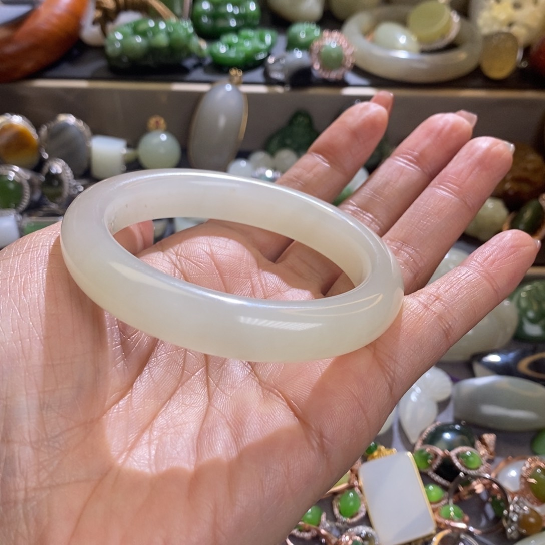 和田玉挂件未镶嵌清*。