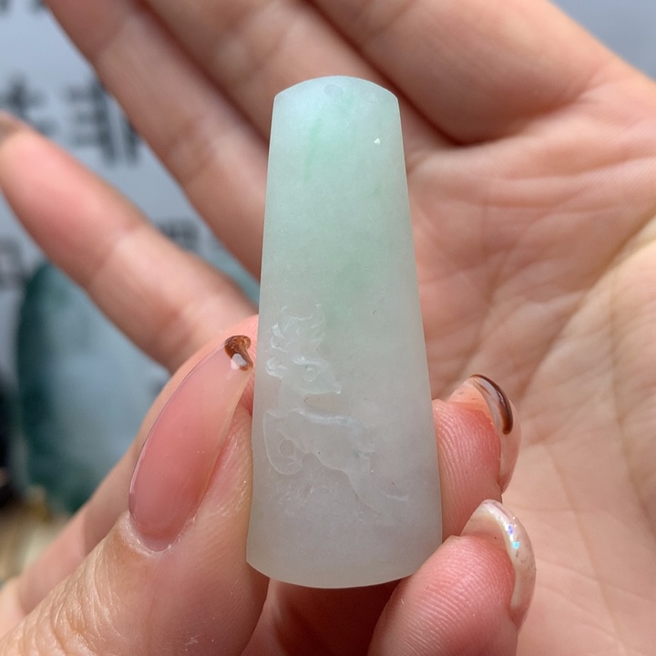 定制翡翠未镶嵌天然翡翠