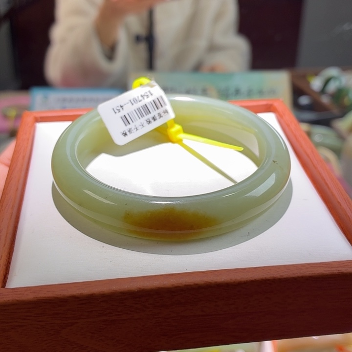 和田玉未镶嵌手镯43。 55/56