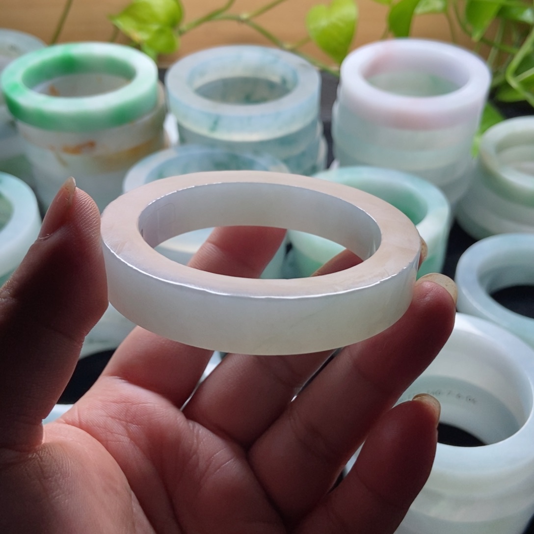 未镶嵌手镯定制翡翠?*笙