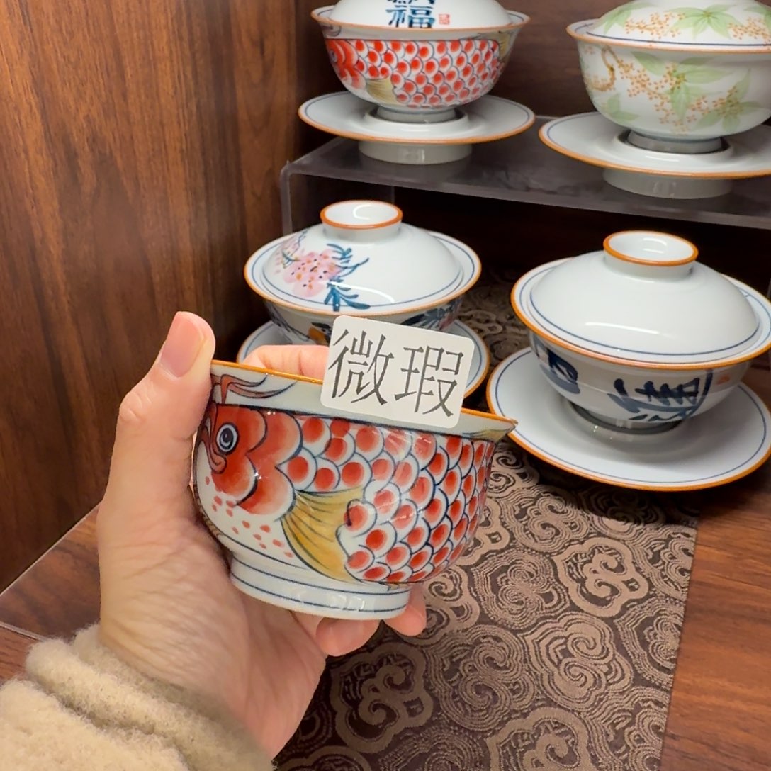 釉下手绘茶具微瑕