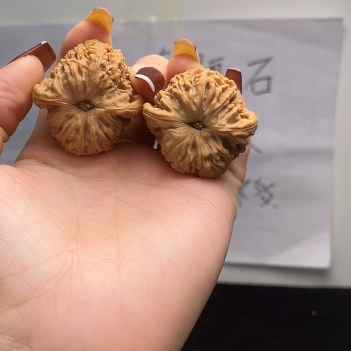 三***哥文玩核桃吊坠涿鹿