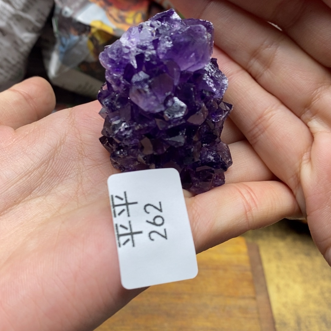 紫晶乌拉圭未镶嵌