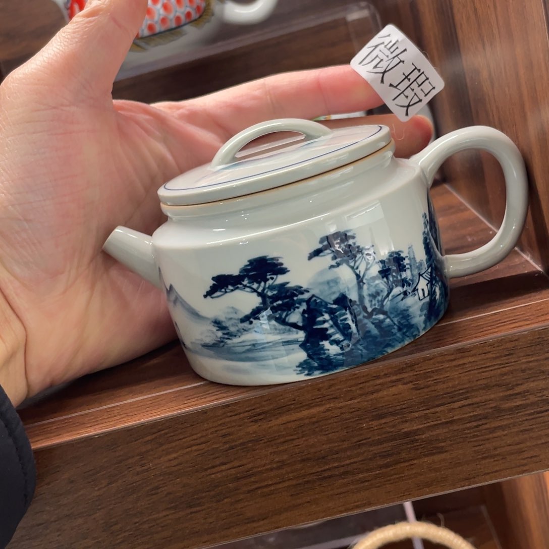 釉下手绘茶具微瑕