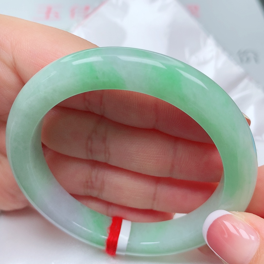 翡翠手镯未镶嵌阳绿8