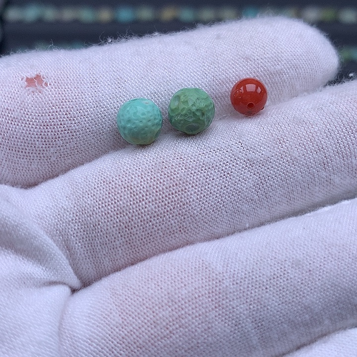 南红玛瑙未镶嵌珠宝奇石