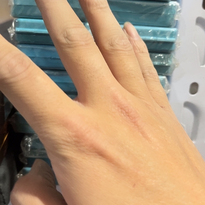 小子线盒随机发4个6.8包邮