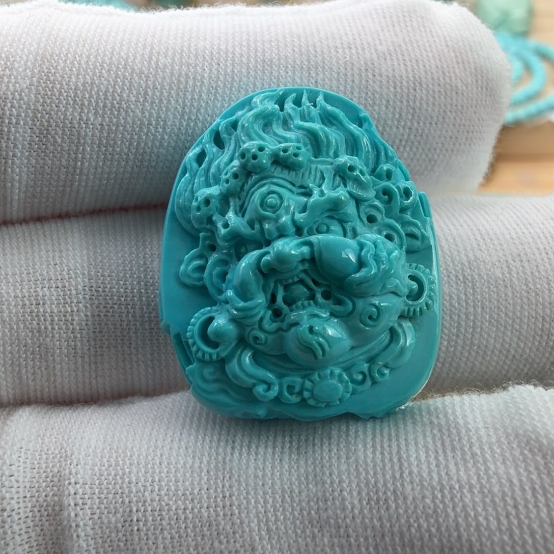 绿松石未镶嵌珠宝奇石