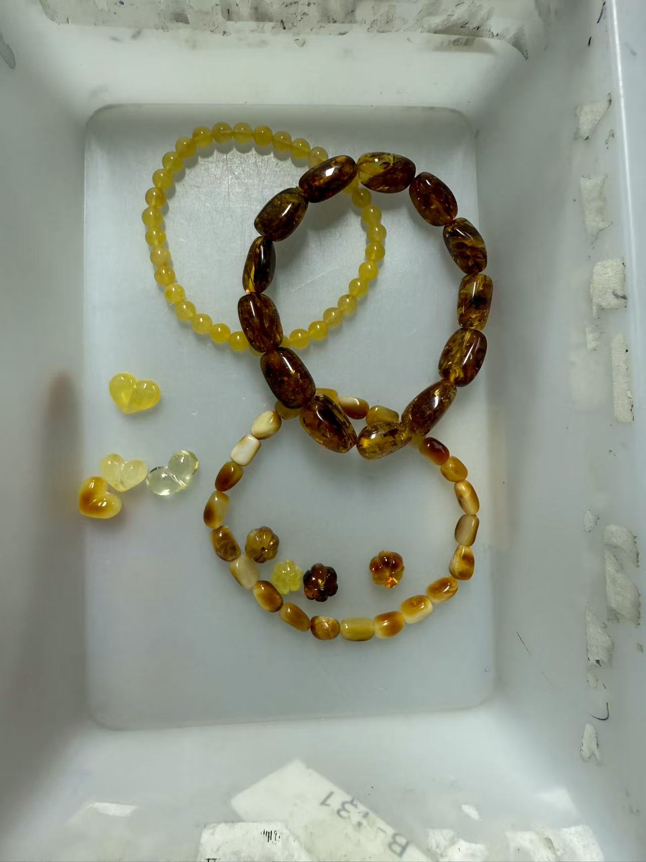 北北501-600蜜蜡琥珀散珠DIY手工制品