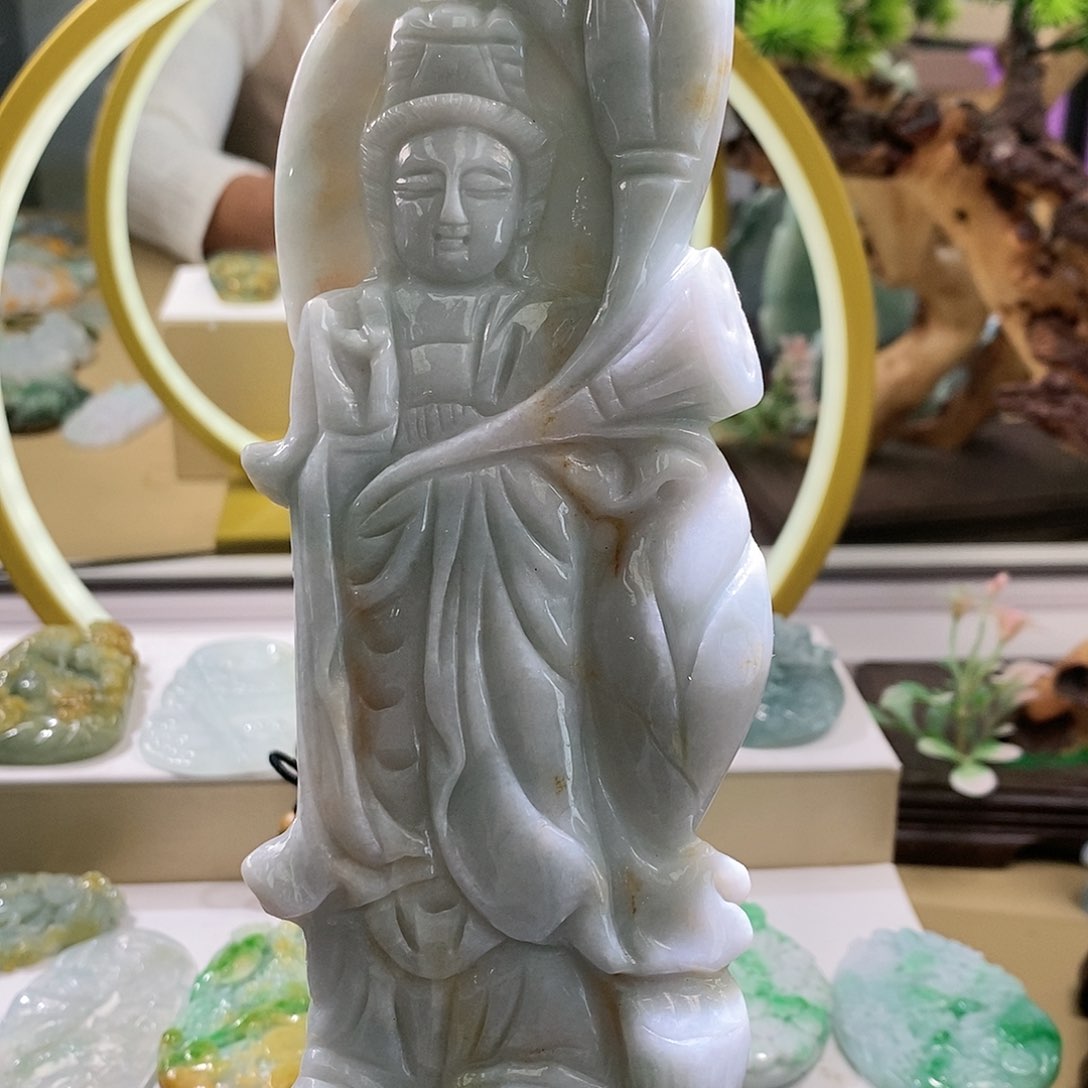 【闪购商品】翡翠颈饰未镶嵌观音