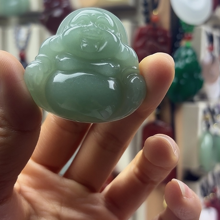 贵***妹石英质玉未镶嵌颈饰