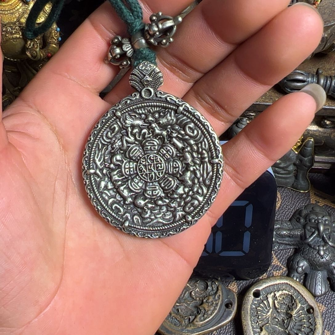 琉璃手工艺品谢谢