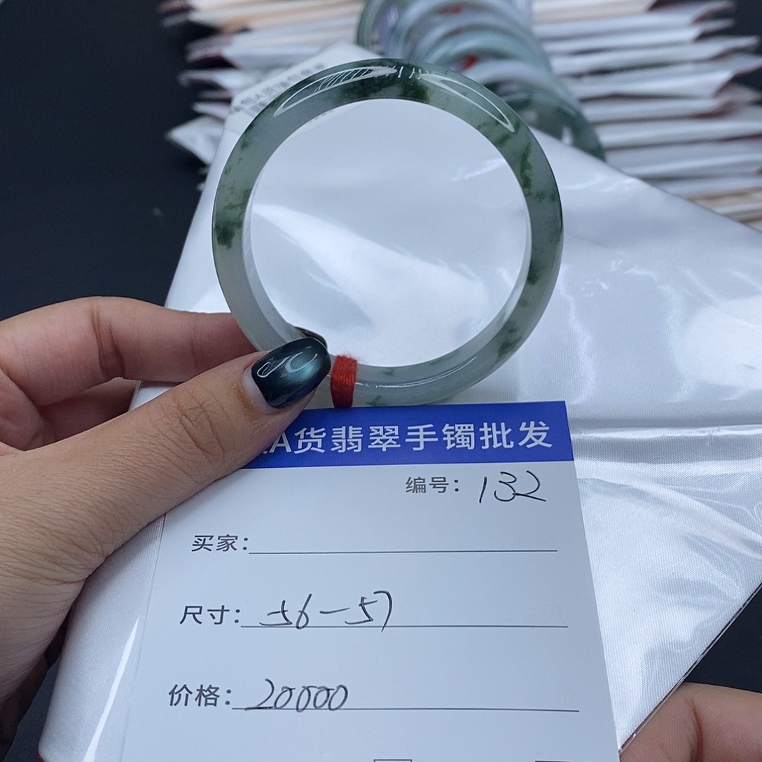 翡翠未镶嵌手镯百元手镯默认瑕疵