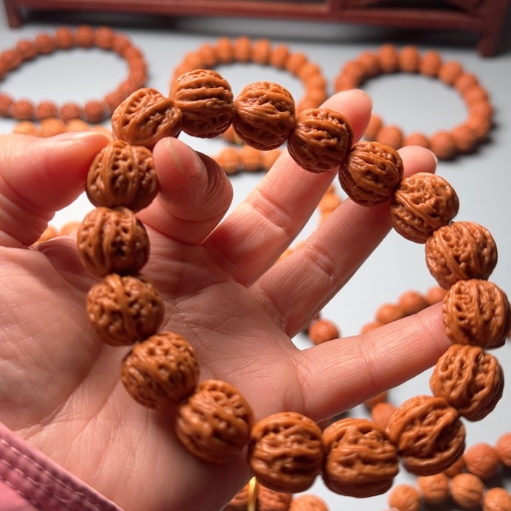 文玩核桃吊坠嘉**礼野生小核桃