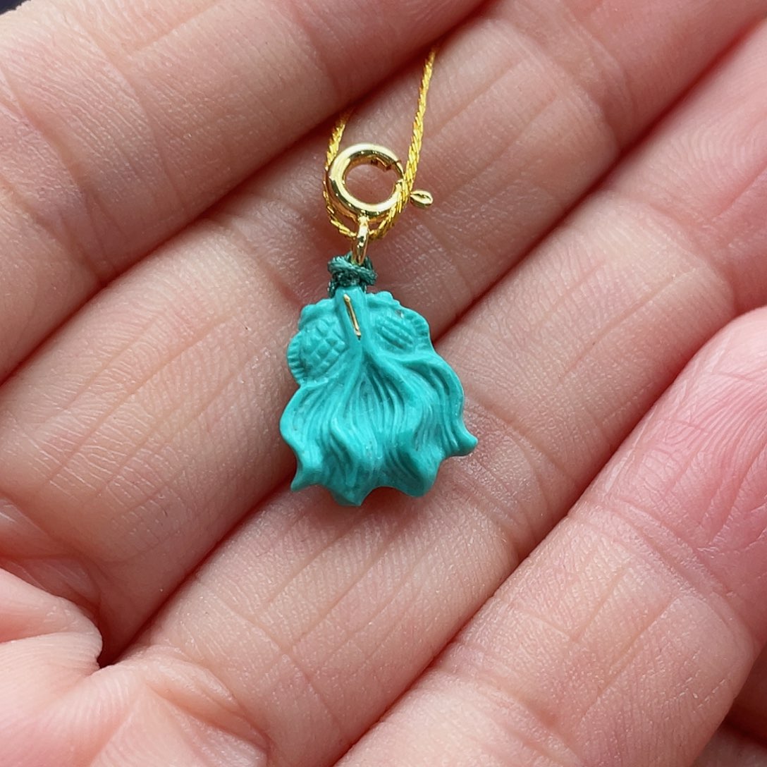 绿松石颈饰未镶嵌