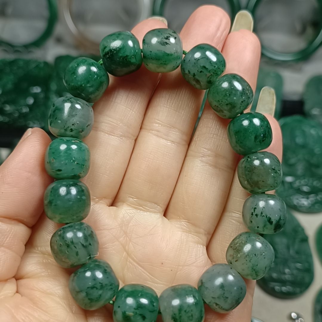 独山玉未镶嵌手串