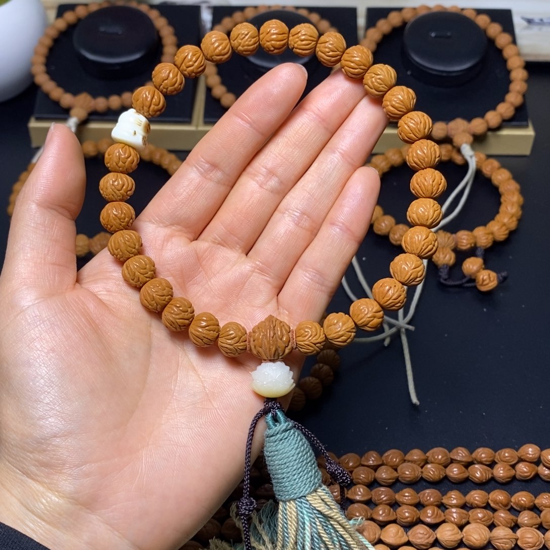 用***9手串桃核秦岭文玩桃核手持