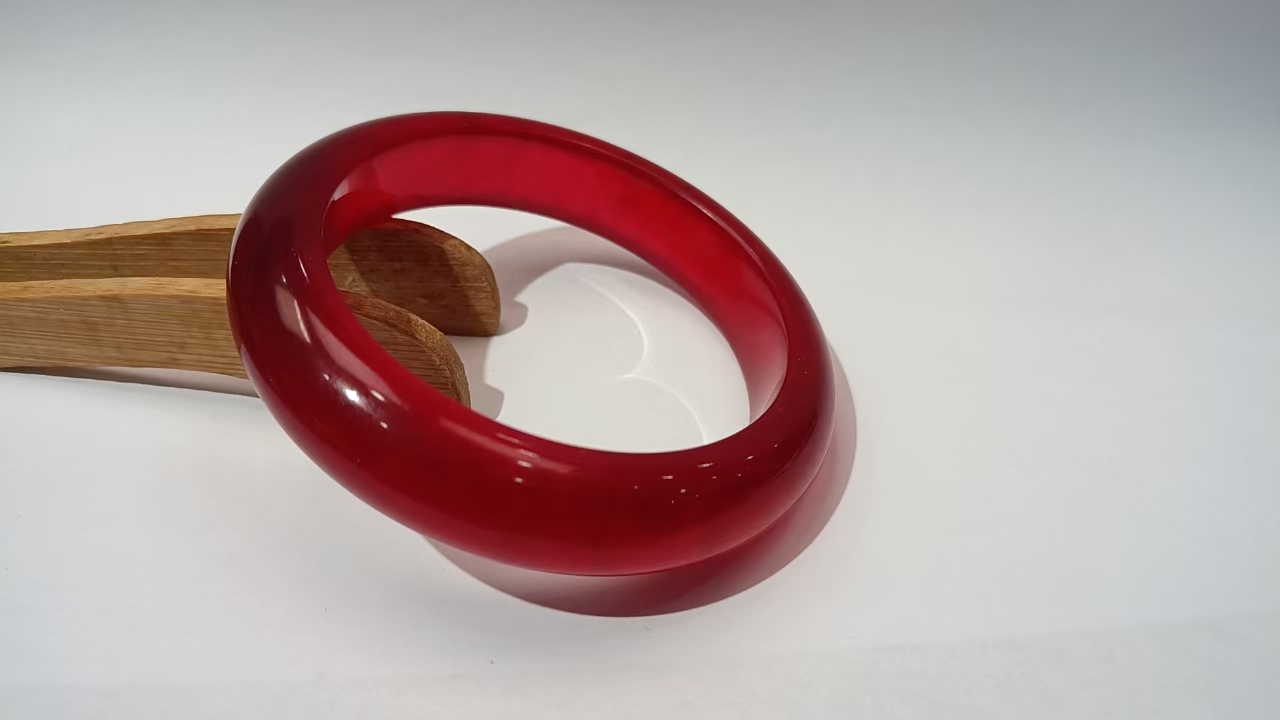 z3细节彰显出气质艺术品味让高贵与典雅美丽手镯