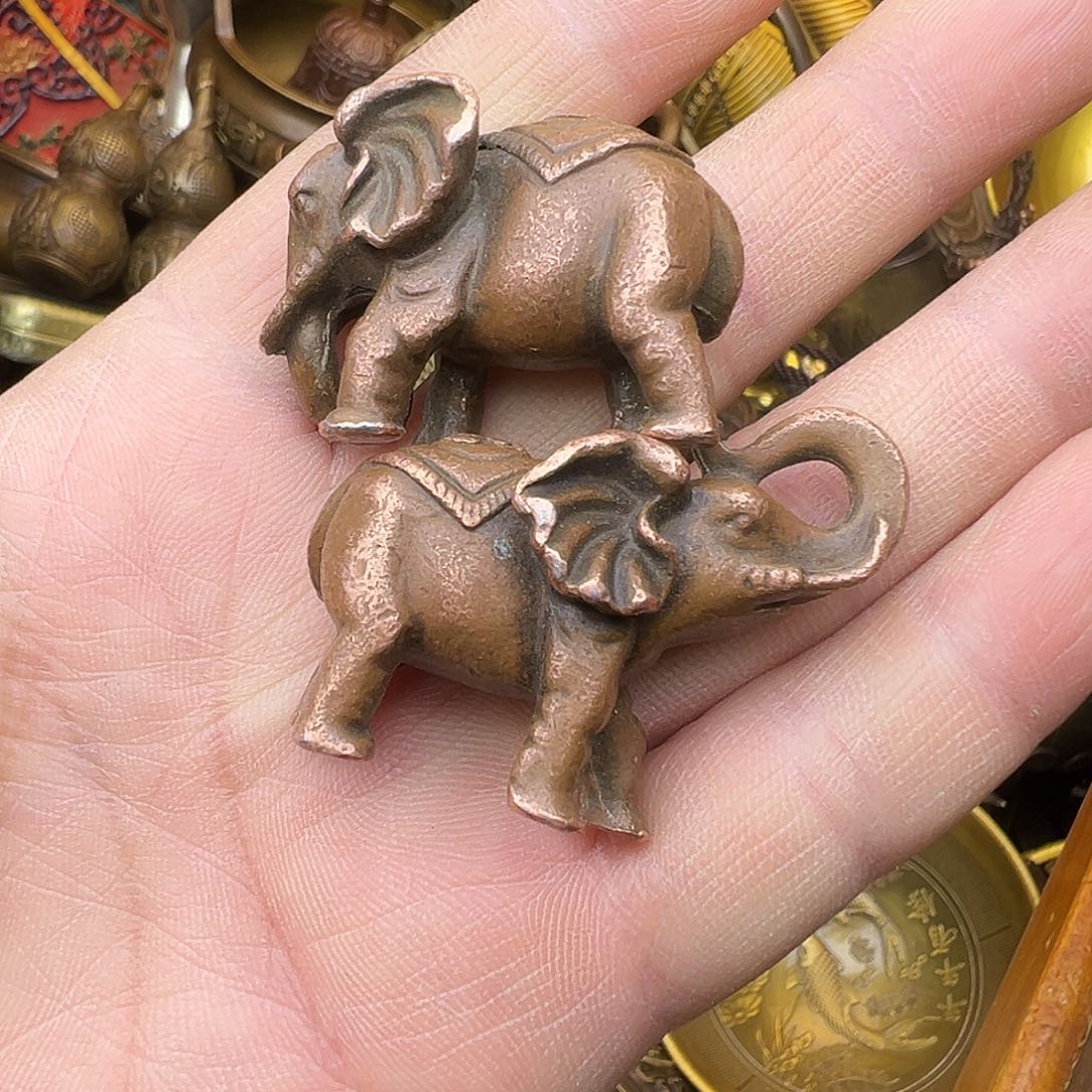 精品铜器，精美文玩