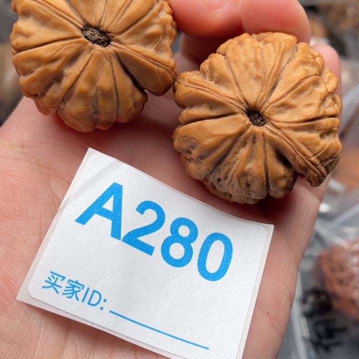 文玩核桃吊坠核桃