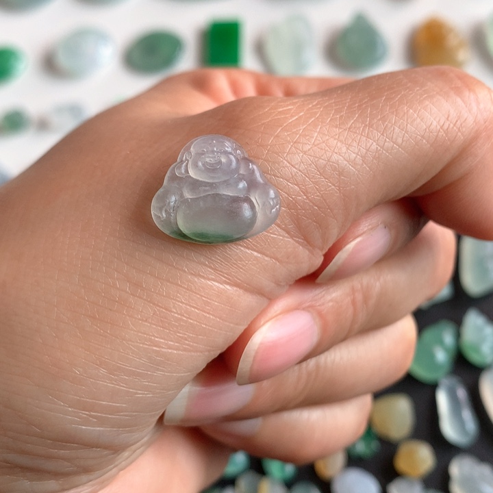 定制翡翠未镶嵌天然翡翠A货冰种佛公