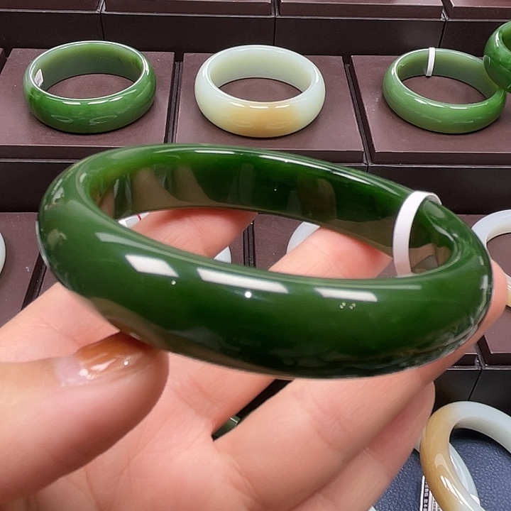 和田玉未镶嵌手镯6263口径