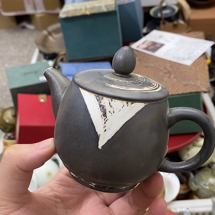 陶瓷艺术品及陶瓷壶