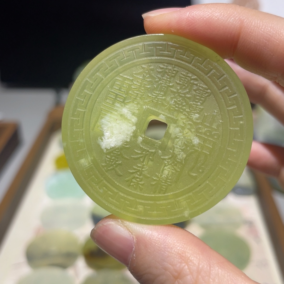 岫玉未镶嵌颈饰颈饰6