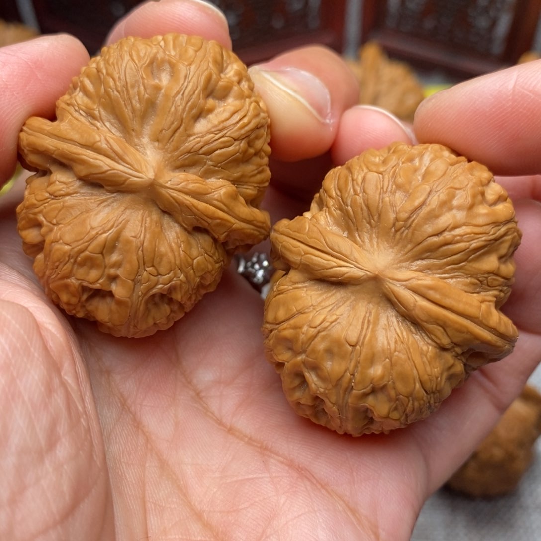 文玩核桃把件毕业精品元宝41尺