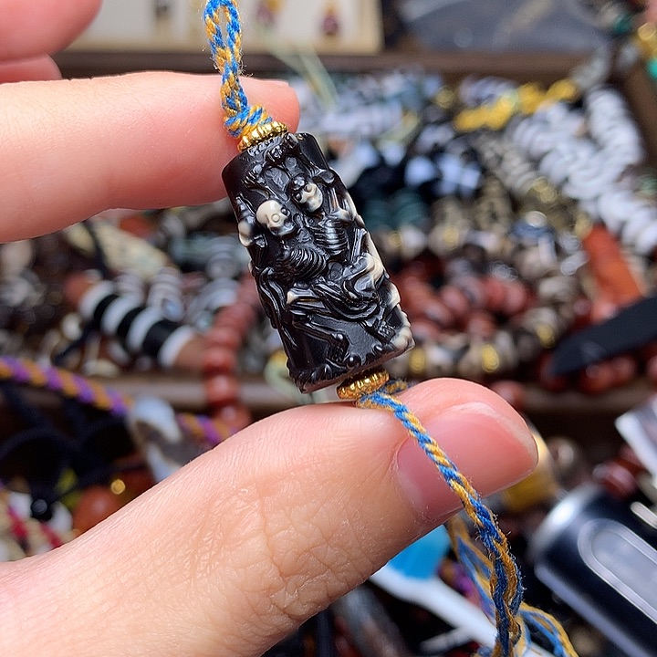 玛瑙/玉髓发1条未镶嵌