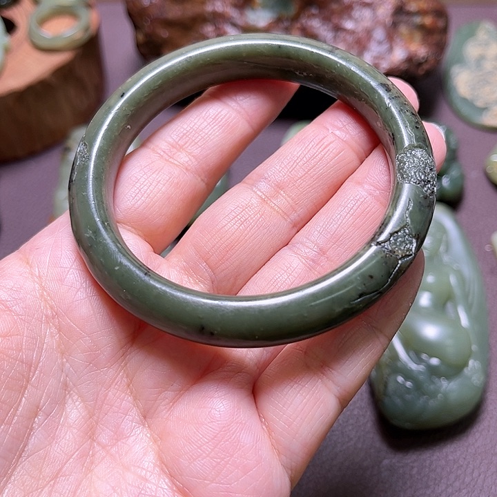 岫岩河磨玉（透闪石质玉）手绳未镶嵌