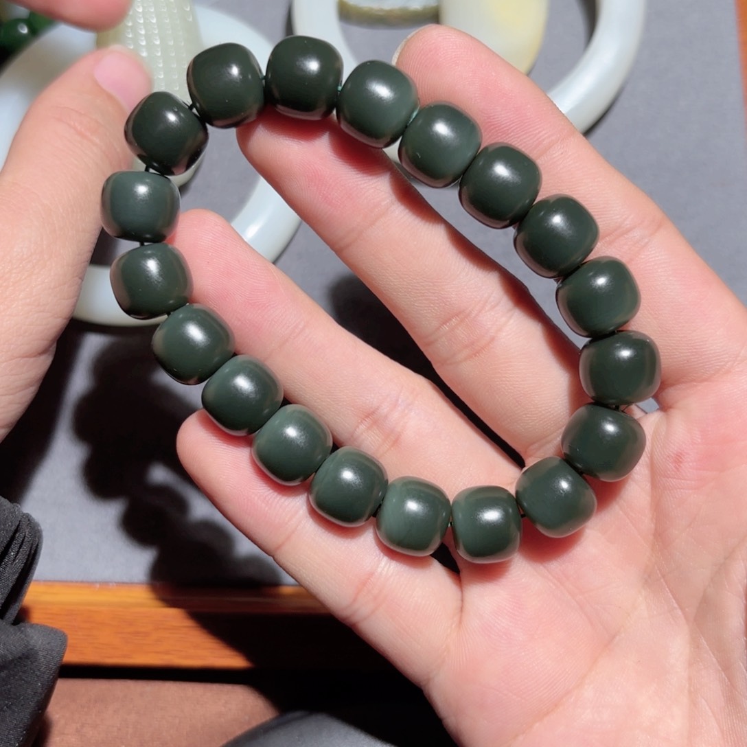 和田玉手链未镶嵌