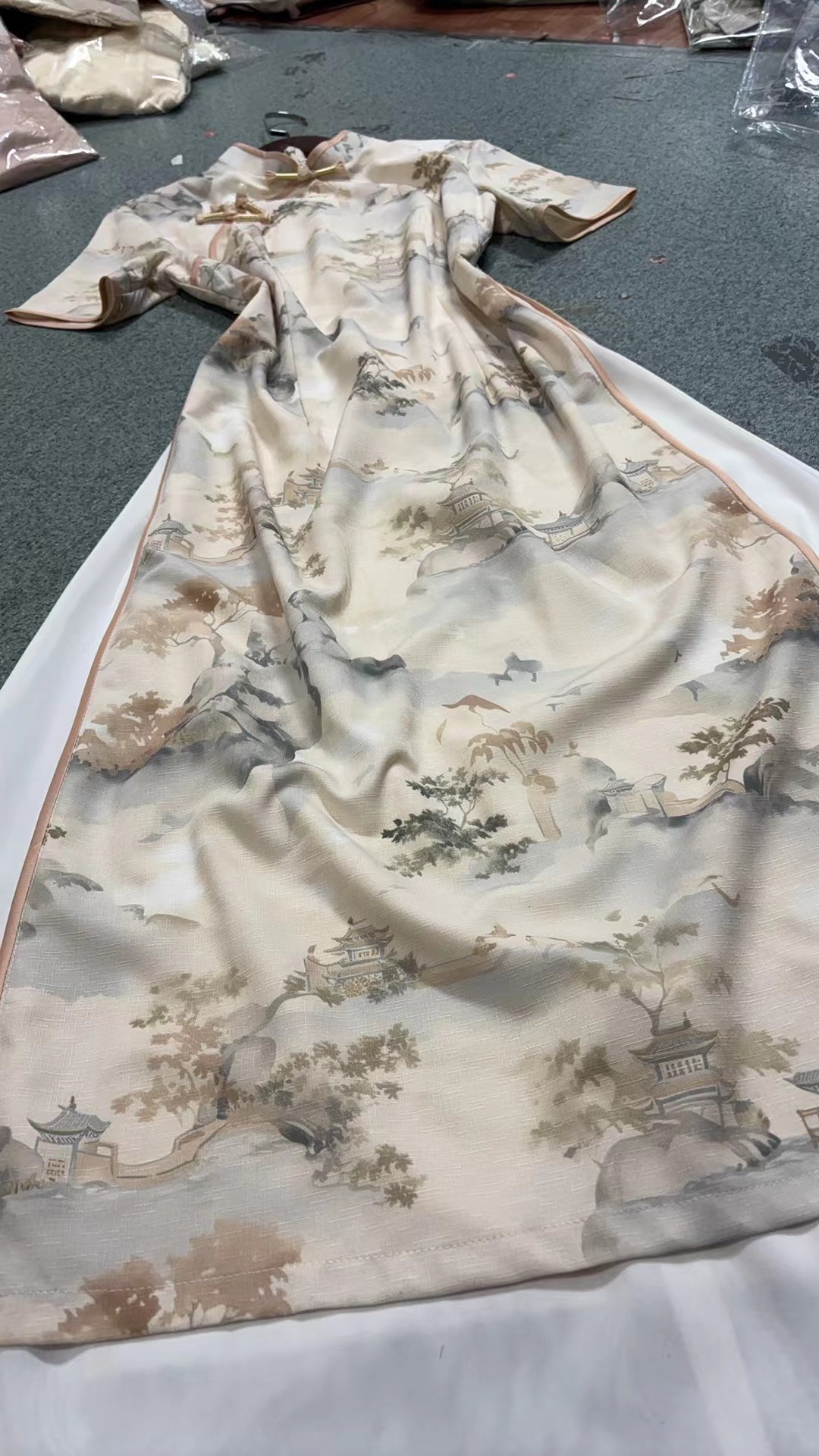 191-【国色天香】新款 年轻 改良 奥戴 旗袍