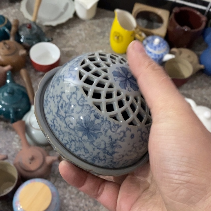 陶瓷艺术品及陶瓷壶