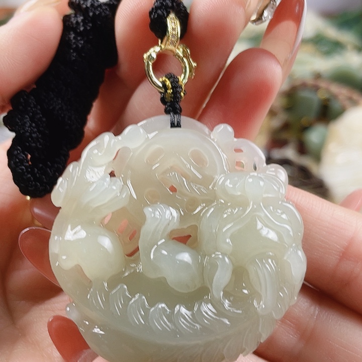 未镶嵌和田玉挂件