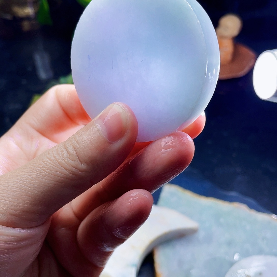 翡翠未镶嵌颈饰毛料33