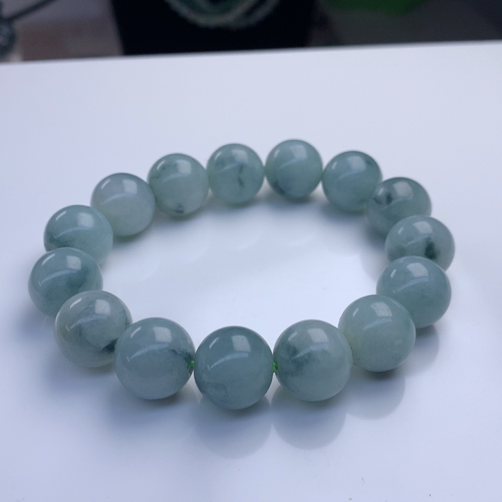 翡翠手串未镶嵌13.6mm！