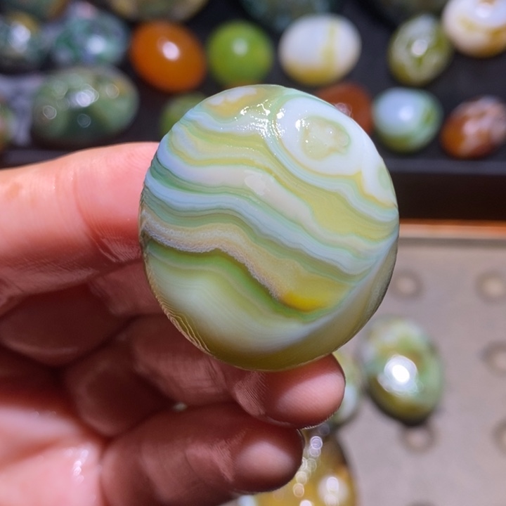 玛瑙/玉髓未镶嵌珠宝半成品