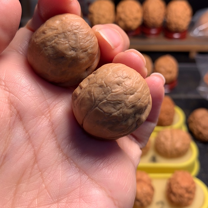 文玩核桃吊坠蛇皮球29尺