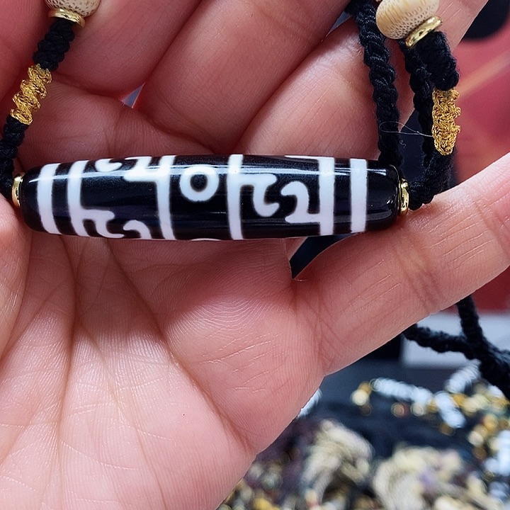 玛瑙/玉髓颈饰合金