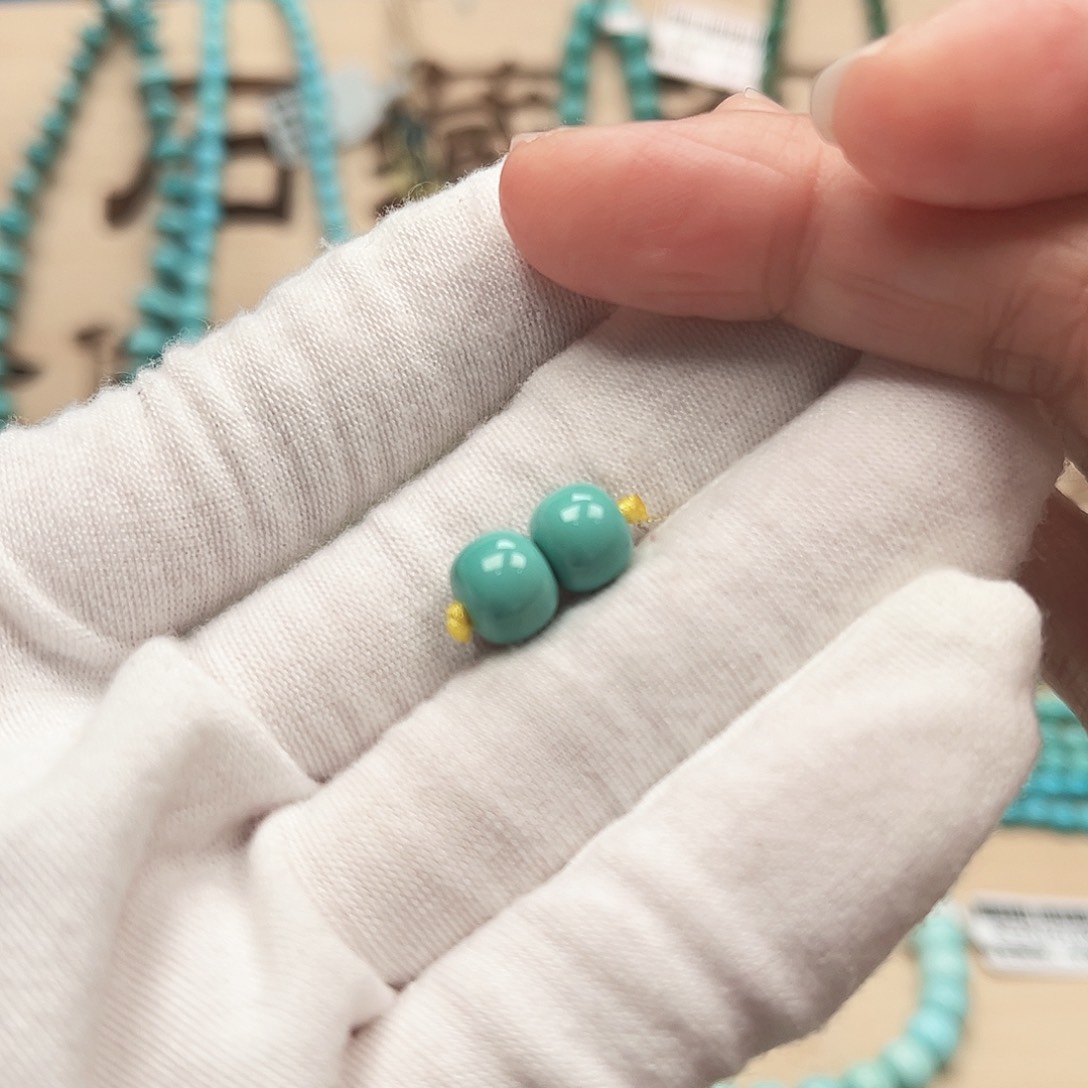 绿松石配饰未镶嵌