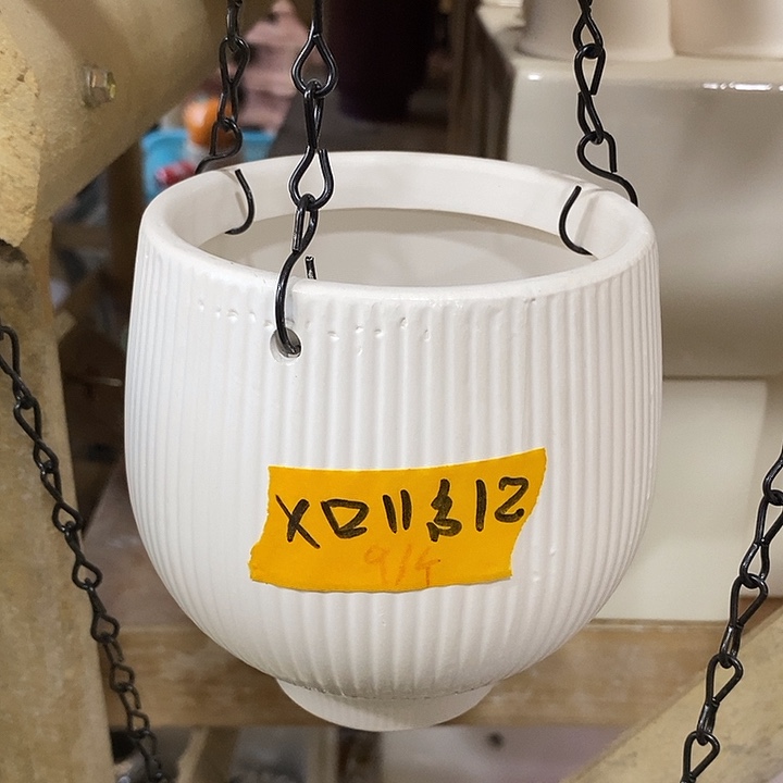 摆件陶陶盆有孔 瑕疵介意勿拍