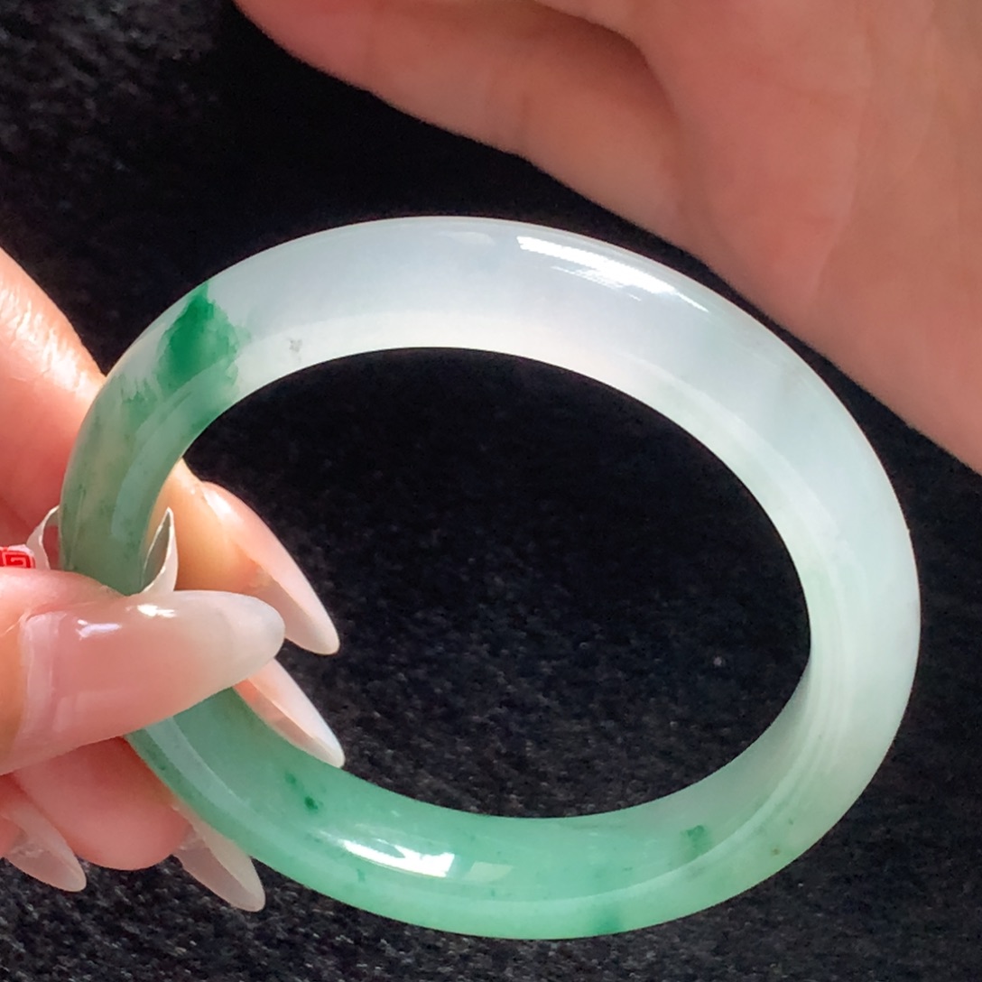 石英质玉（非洲翠）手镯未镶嵌5152