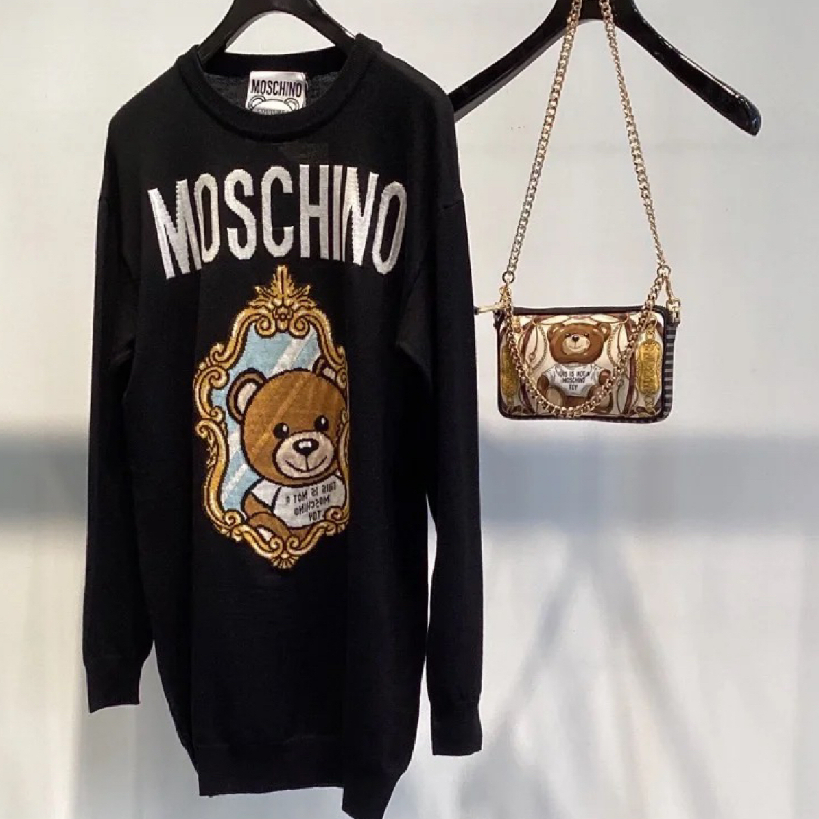 99新 Moschino/莫斯奇诺 圆领长袖T恤/2XS码/SZ0090/深库