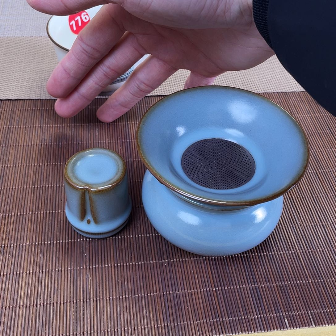 瓷片w***旺。。。。。。。。。。。。。。。。