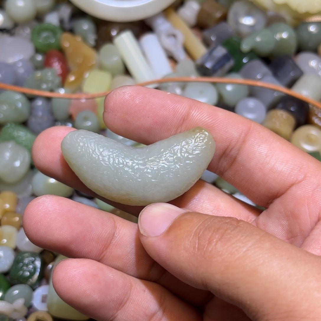 和田玉未镶嵌珠宝半成品圆*.