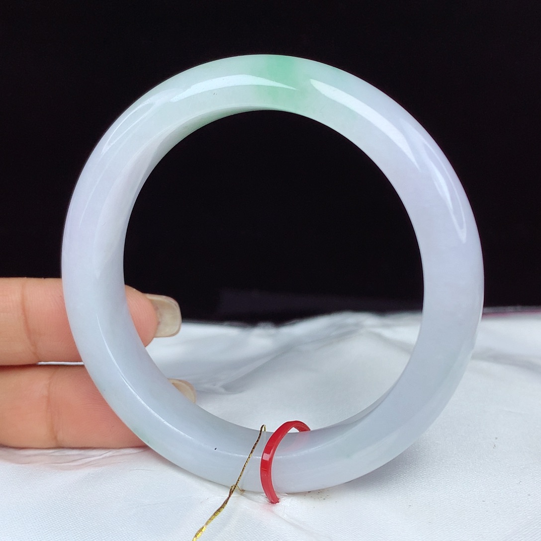 翡翠手镯未镶嵌56圈 3298