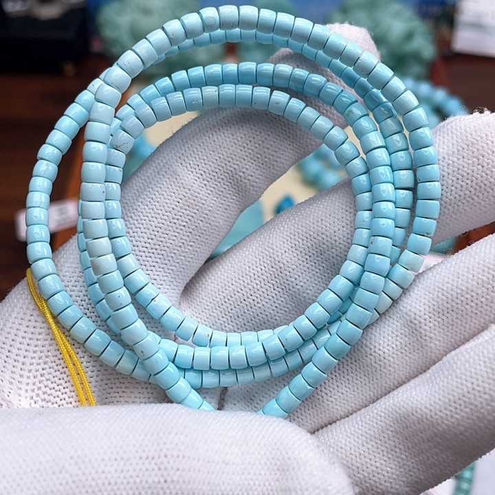 绿松石颈饰未镶嵌