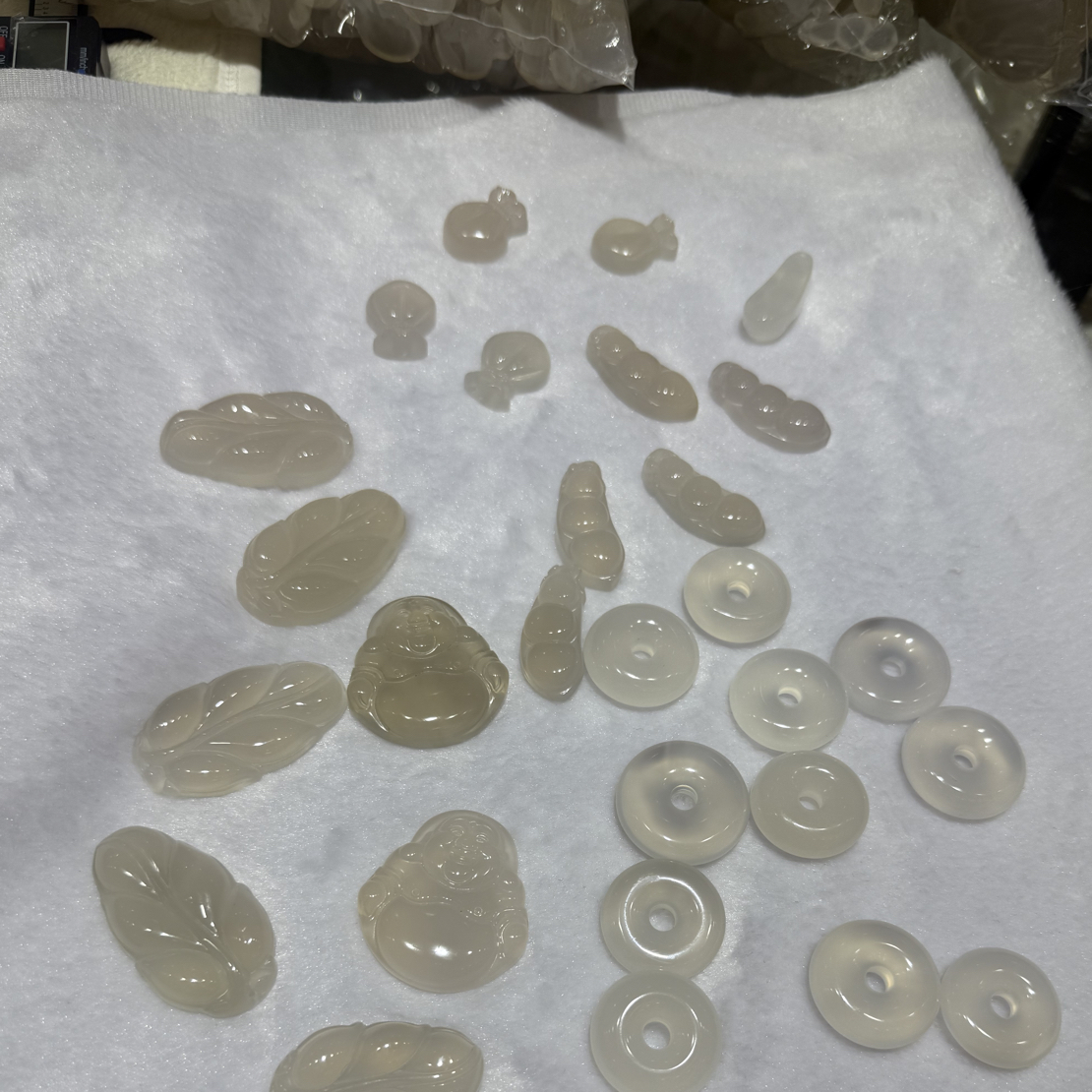 冰种玉髓吊坠 冰透 