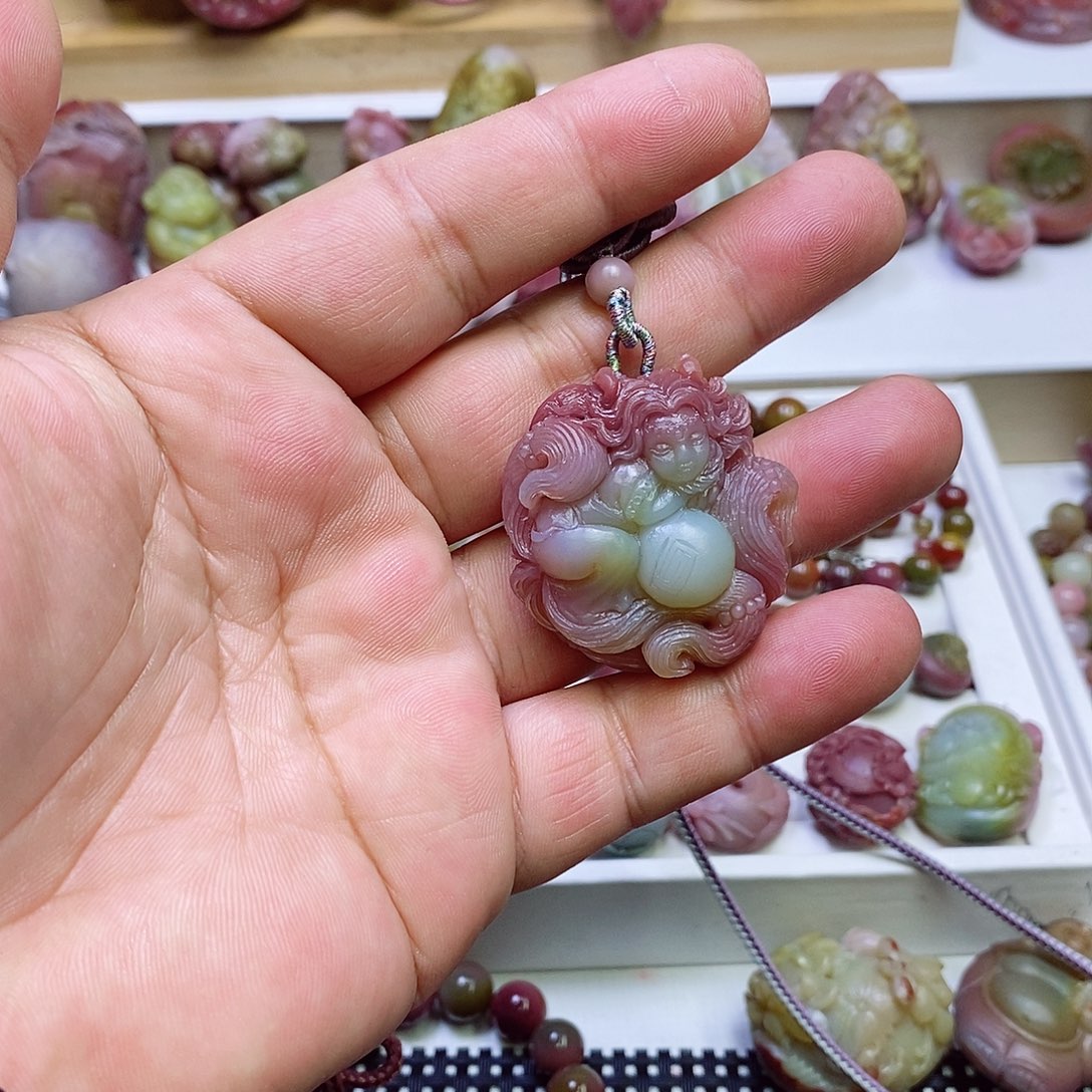 玛瑙/玉髓盐源玛瑙未镶嵌